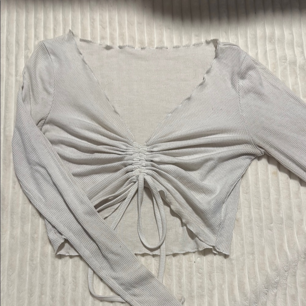 front scrunch long sleeve